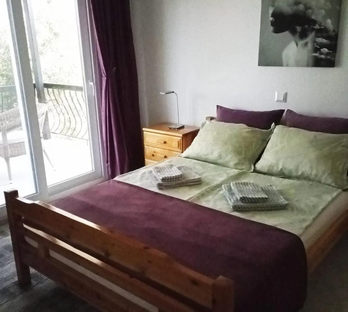 Apartahotel Villa Leah Apartments Gerakini Grecia